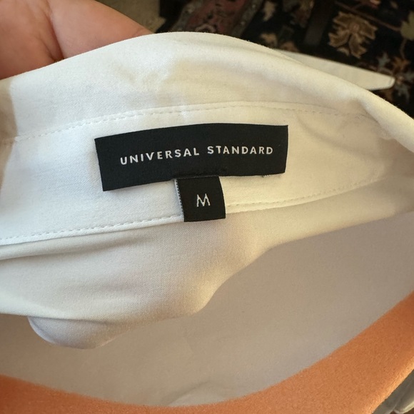 Universal standard classic collared half button shirt. - Picture 3 of 4